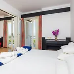 Hvar 3*