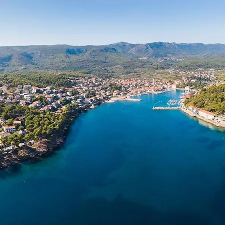Hvar 3*