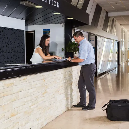 ホテル Hvar イェルサ