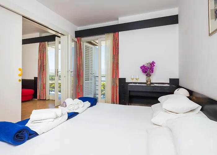 Hvar Hotel