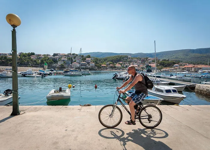 Hvar 3* Jelsa (Hvar)
