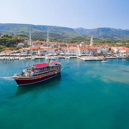 Hvar מלון ילסה